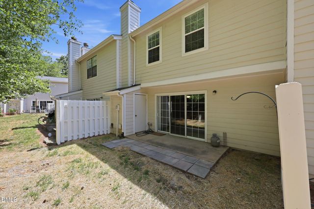 7605 Falcon Rest Circle, Raleigh, NC 27615