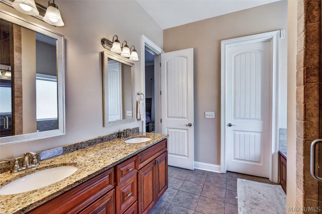 377 SYDNEY Drive S, Prattville, AL 36066