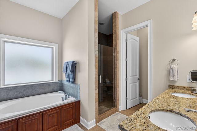 377 SYDNEY Drive S, Prattville, AL 36066