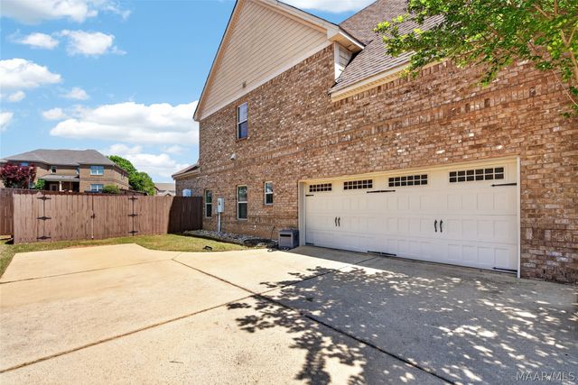 377 SYDNEY Drive S, Prattville, AL 36066