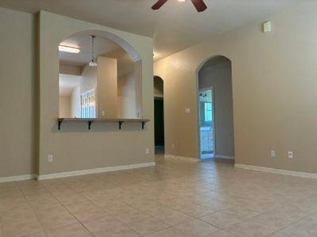 910 Old Angleton Road, Clute, TX 77531