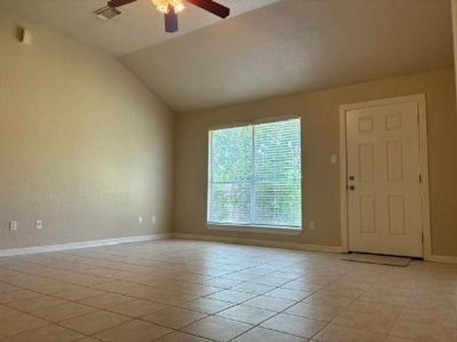 910 Old Angleton Road, Clute, TX 77531