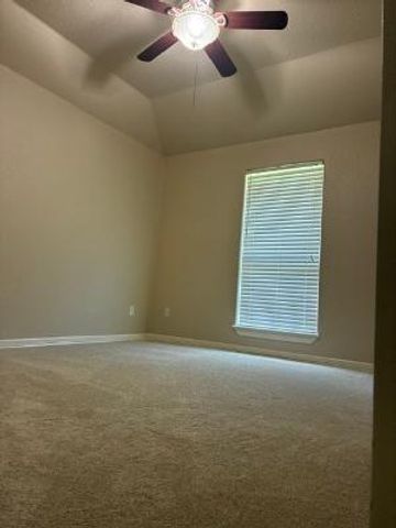910 Old Angleton Road, Clute, TX 77531