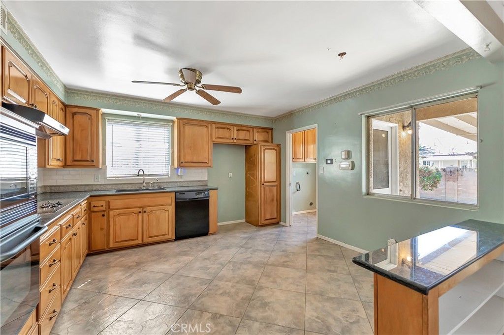 14003 Faust, Bellflower, CA 90706 — photo 4