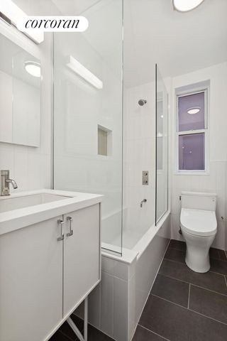 14809 Northern Blvd Apt 4E, New York City, NY 11354
