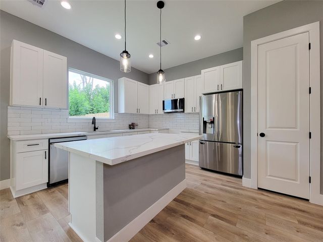 2022 Wavell Street, Houston, TX 77088