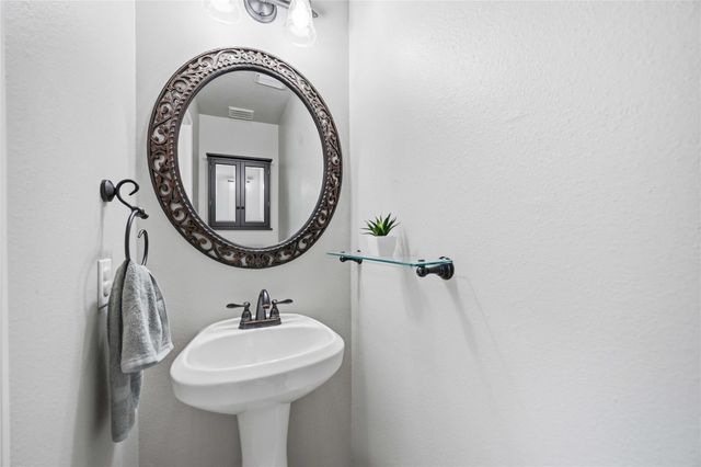 71 Summerhaze Cir, The Woodlands, TX 77382