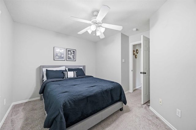 71 Summerhaze Cir, The Woodlands, TX 77382