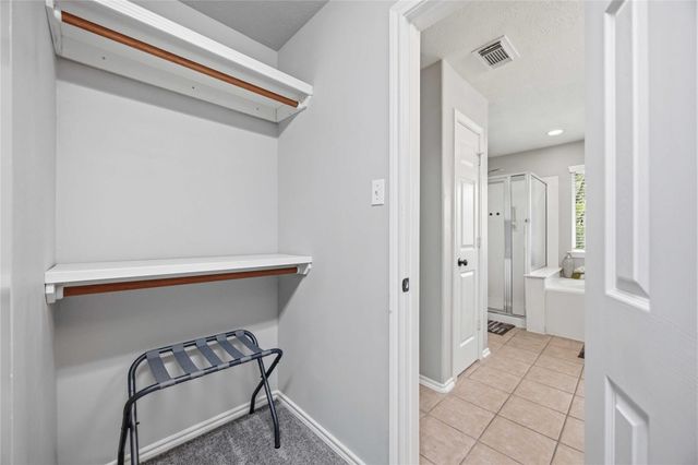 71 Summerhaze Cir, The Woodlands, TX 77382