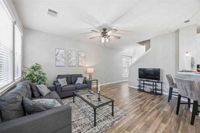 71 Summerhaze Cir, The Woodlands, TX 77382