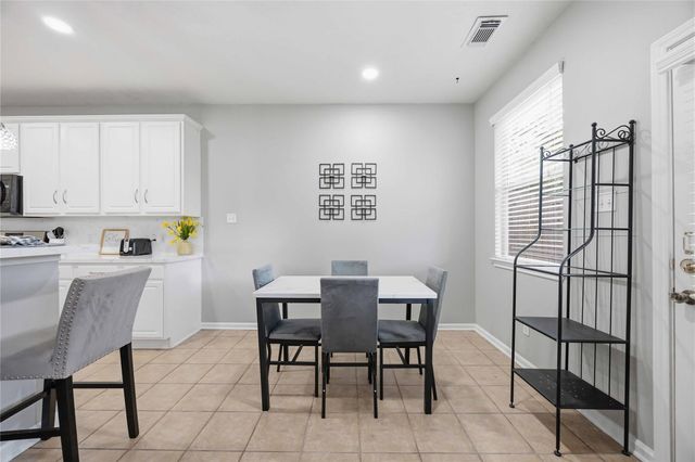 71 Summerhaze Cir, The Woodlands, TX 77382