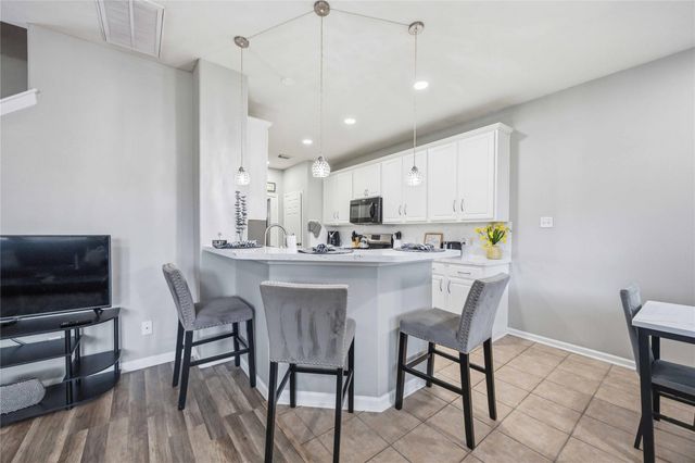 71 Summerhaze Cir, The Woodlands, TX 77382
