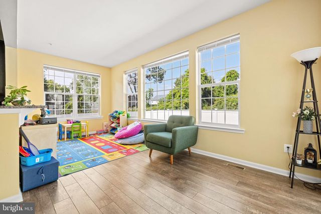 7826 KEENAN RD, Glen Burnie, MD 21061