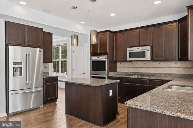 7826 KEENAN RD, Glen Burnie, MD 21061
