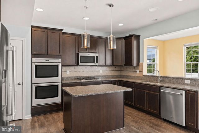 7826 KEENAN RD, Glen Burnie, MD 21061