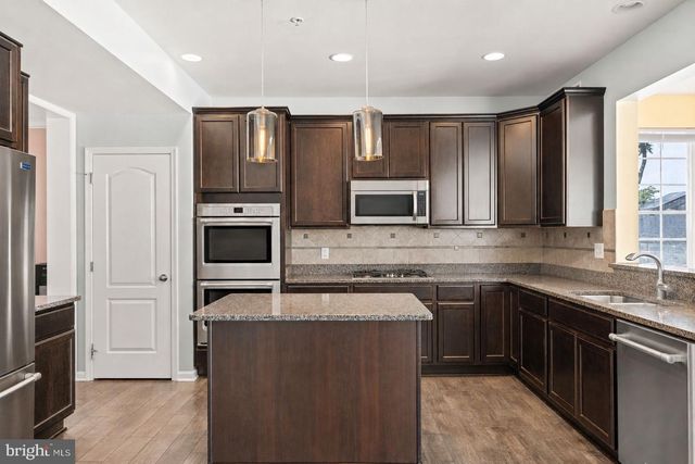 7826 KEENAN RD, Glen Burnie, MD 21061