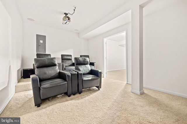 7826 KEENAN RD, Glen Burnie, MD 21061