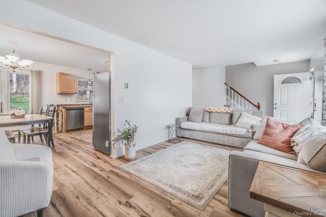 2833 Route 9D 17, Wappingers Falls, NY 12590