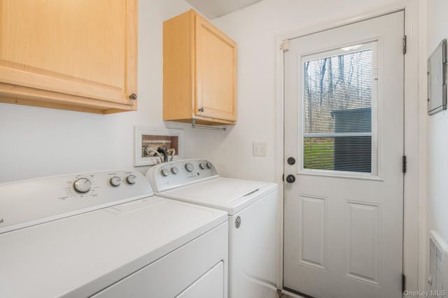 2833 Route 9D 17, Wappingers Falls, NY 12590