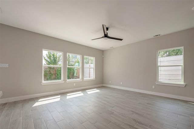 8128 Chateau Street, Houston, TX 77028