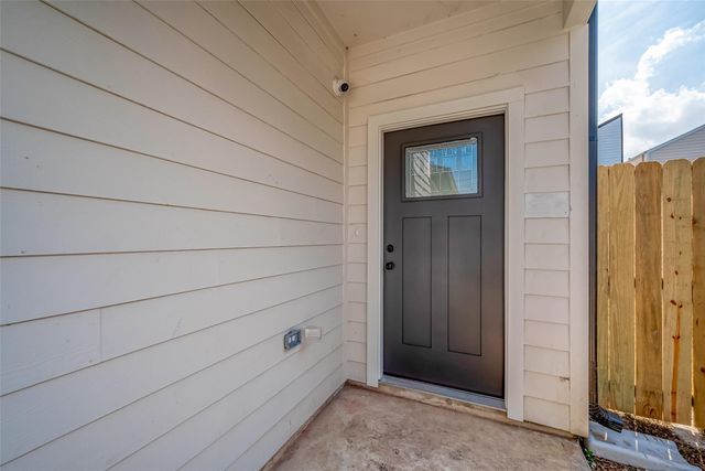 8128 Chateau Street, Houston, TX 77028