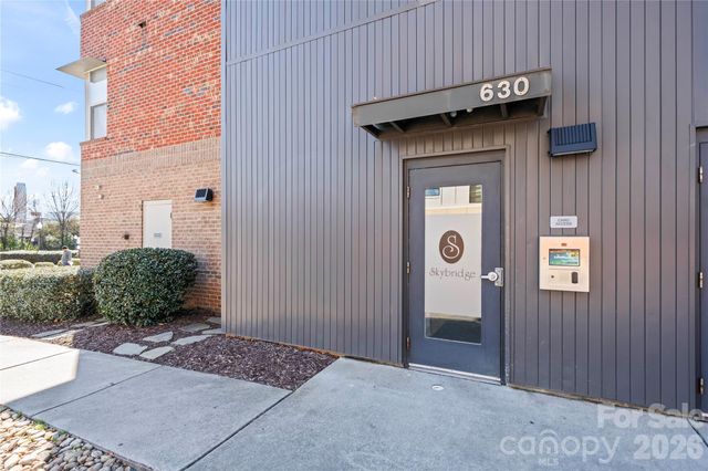 630 Calvert Street 311, Charlotte, NC 28208