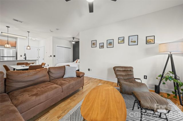 630 Calvert Street 311, Charlotte, NC 28208