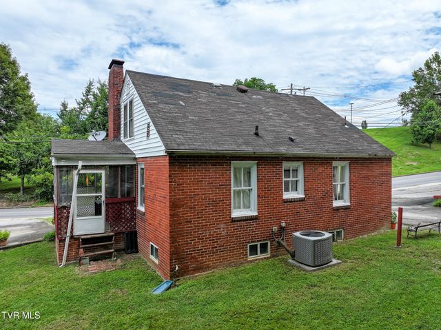 324 East Church Street, Greeneville, TN 37745