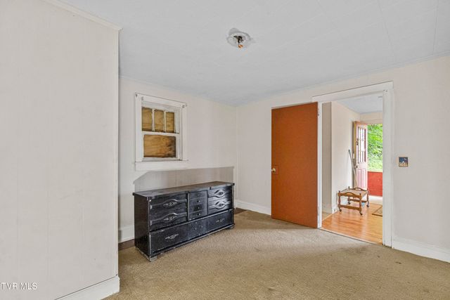 324 East Church Street, Greeneville, TN 37745