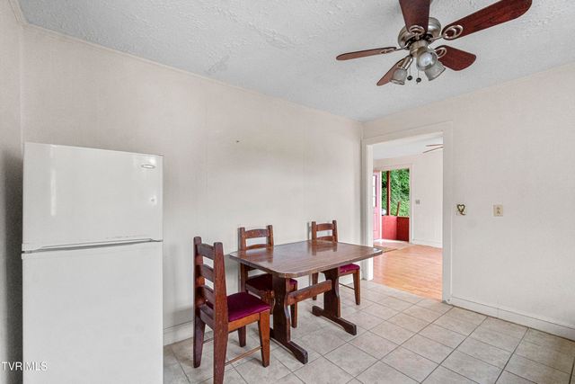 324 East Church Street, Greeneville, TN 37745