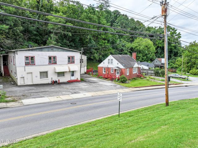 324 East Church Street, Greeneville, TN 37745