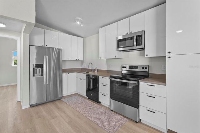 1920 ELK AVENUE, Sarasota, FL 34235