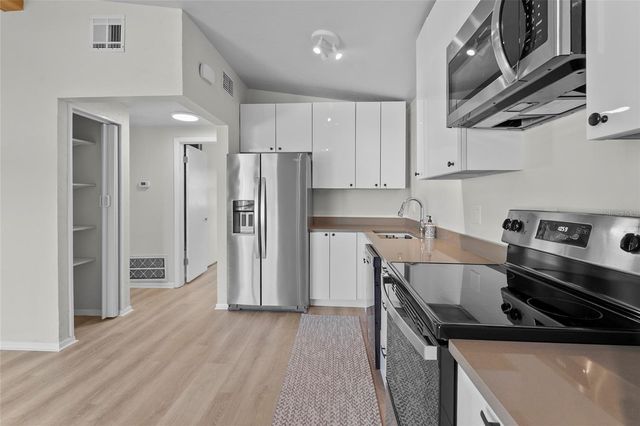 1920 ELK AVENUE, Sarasota, FL 34235