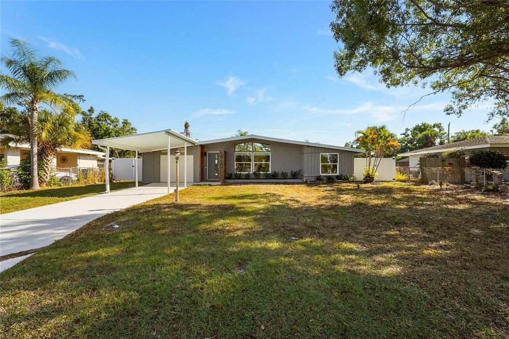 1920 ELK AVENUE, Sarasota, FL 34235