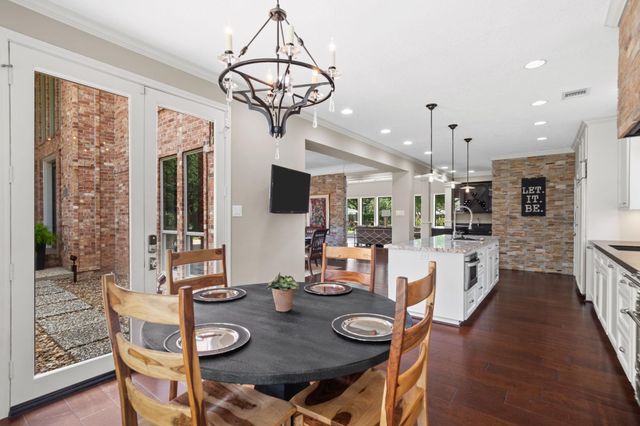 3 Regent Court, Sugar Land, TX 77478