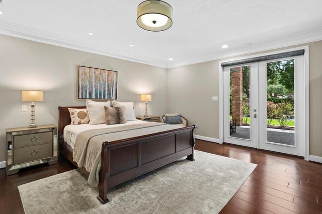 3 Regent Court, Sugar Land, TX 77478