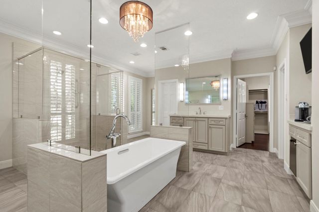 3 Regent Court, Sugar Land, TX 77478
