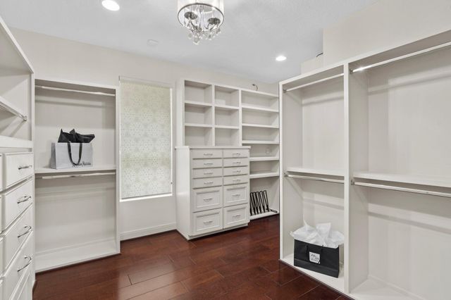 3 Regent Court, Sugar Land, TX 77478