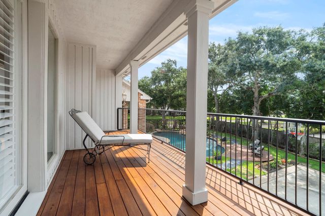 3 Regent Court, Sugar Land, TX 77478