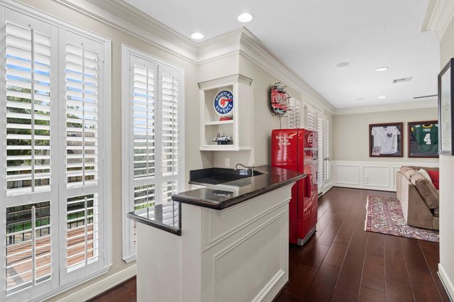 3 Regent Court, Sugar Land, TX 77478