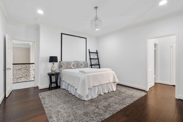 3 Regent Court, Sugar Land, TX 77478