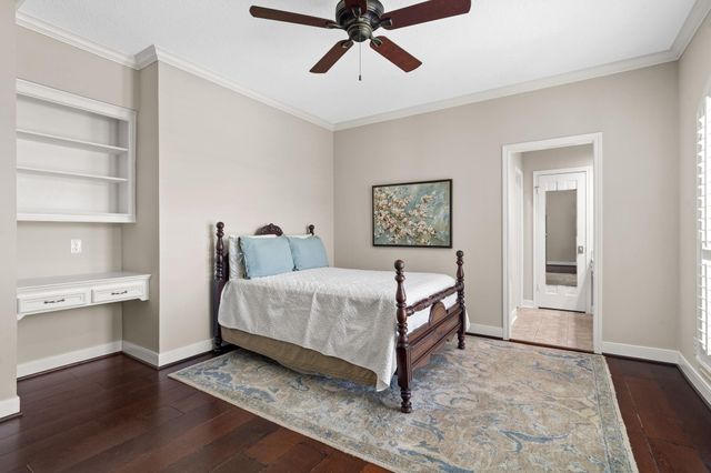 3 Regent Court, Sugar Land, TX 77478