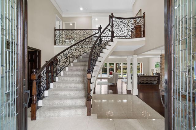 3 Regent Court, Sugar Land, TX 77478