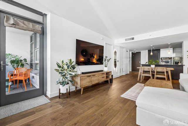 435 China Basin Street 116, San Francisco, CA 94158