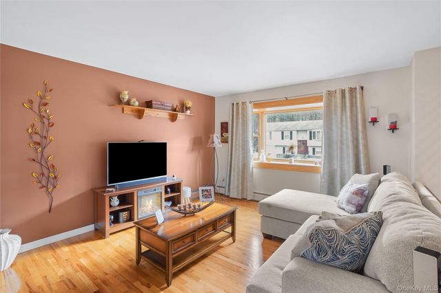 75 Lincoln Street, Sloatsburg, NY 10974