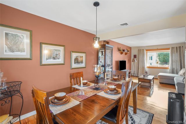 75 Lincoln Street, Sloatsburg, NY 10974