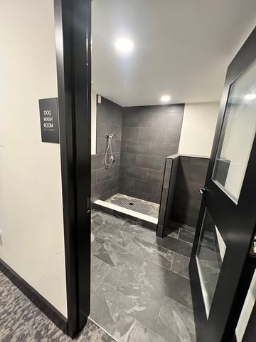 395 Alewife Brook Pkwy 2H, Somerville, MA 02144