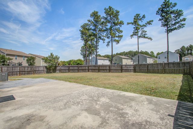 411 Ridgedale Road, Summerville, SC 29486