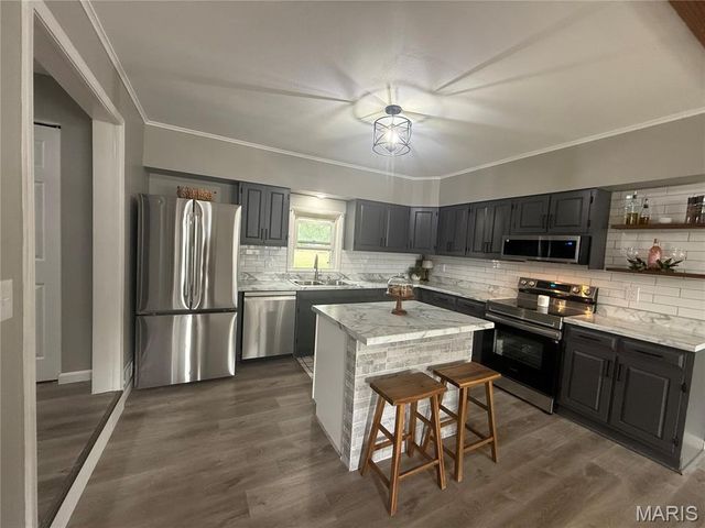 911 W Exchange Street, Jerseyville, IL 62052