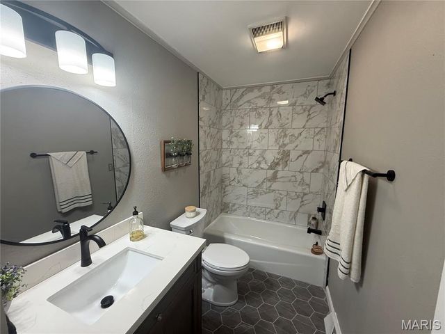 911 W Exchange Street, Jerseyville, IL 62052